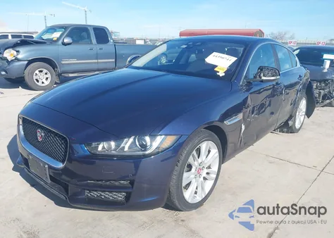 2019 Jaguar Xe 25T Premium z USA, uszkodzony, nr VIN SAJAD4FXXKCP44308